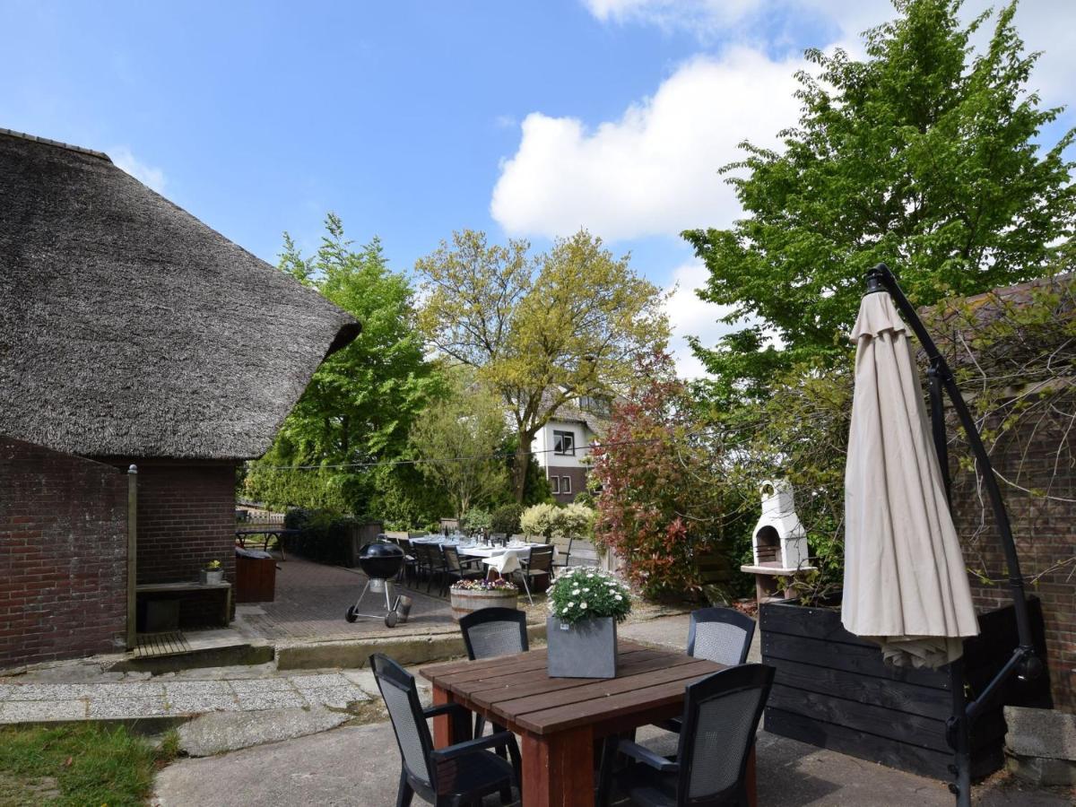 Quaint Farmhouse Near River In Oosterwijk Leerdam Eksteriør bilde