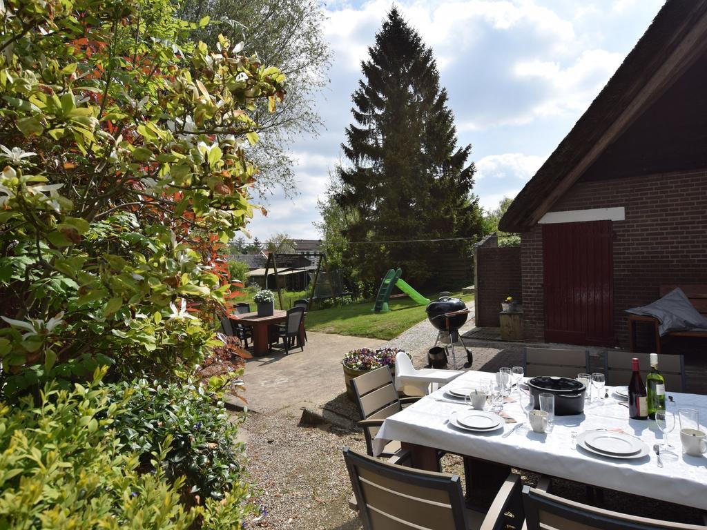 Quaint Farmhouse Near River In Oosterwijk Leerdam Eksteriør bilde